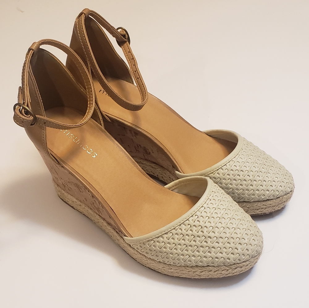 Maurices Espadrilles Wedge Sandals 6.5 NWOT